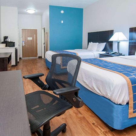 Studio 6 San Antonio - East Екстер'єр фото