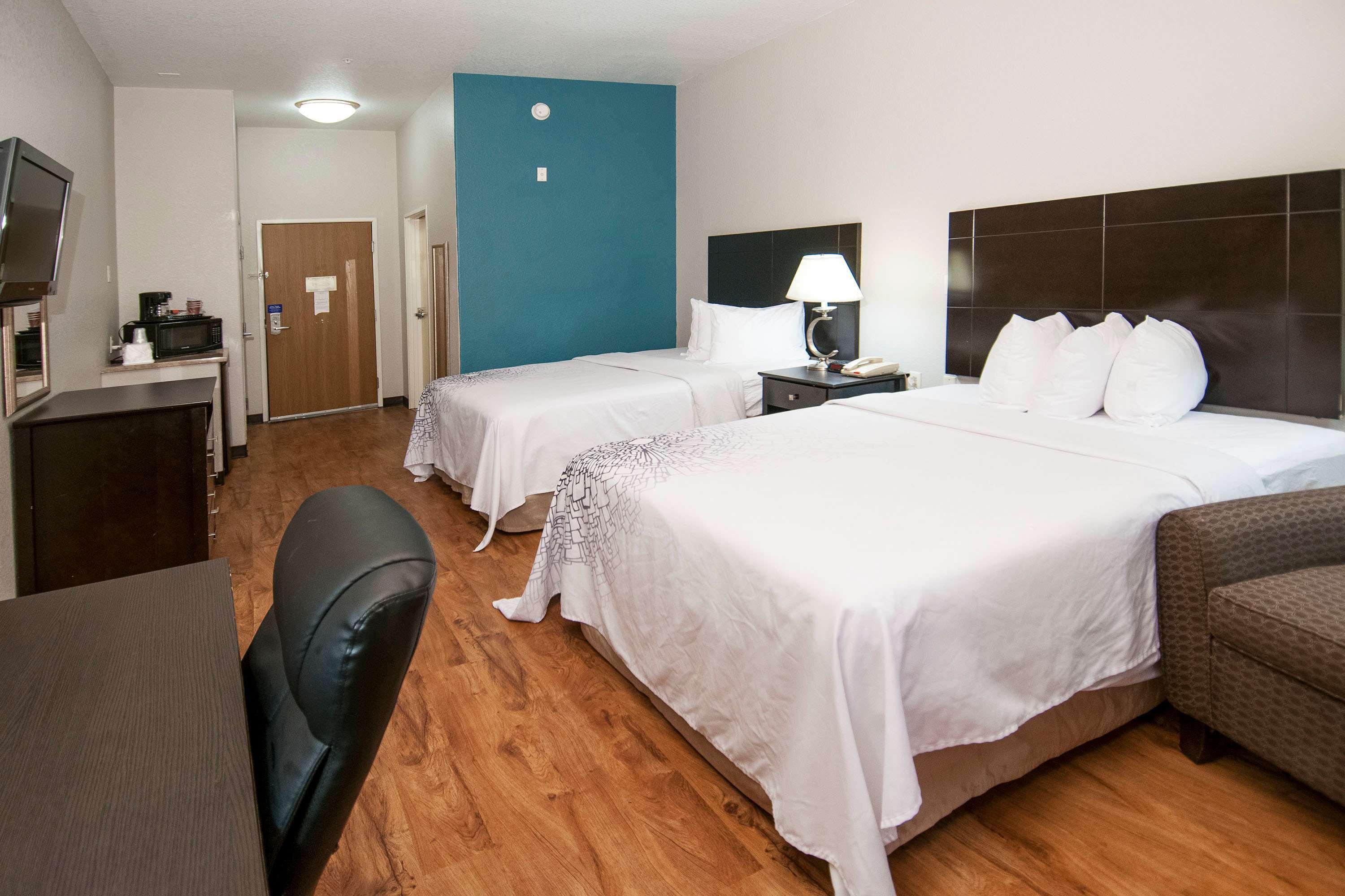Studio 6 San Antonio - East Екстер'єр фото