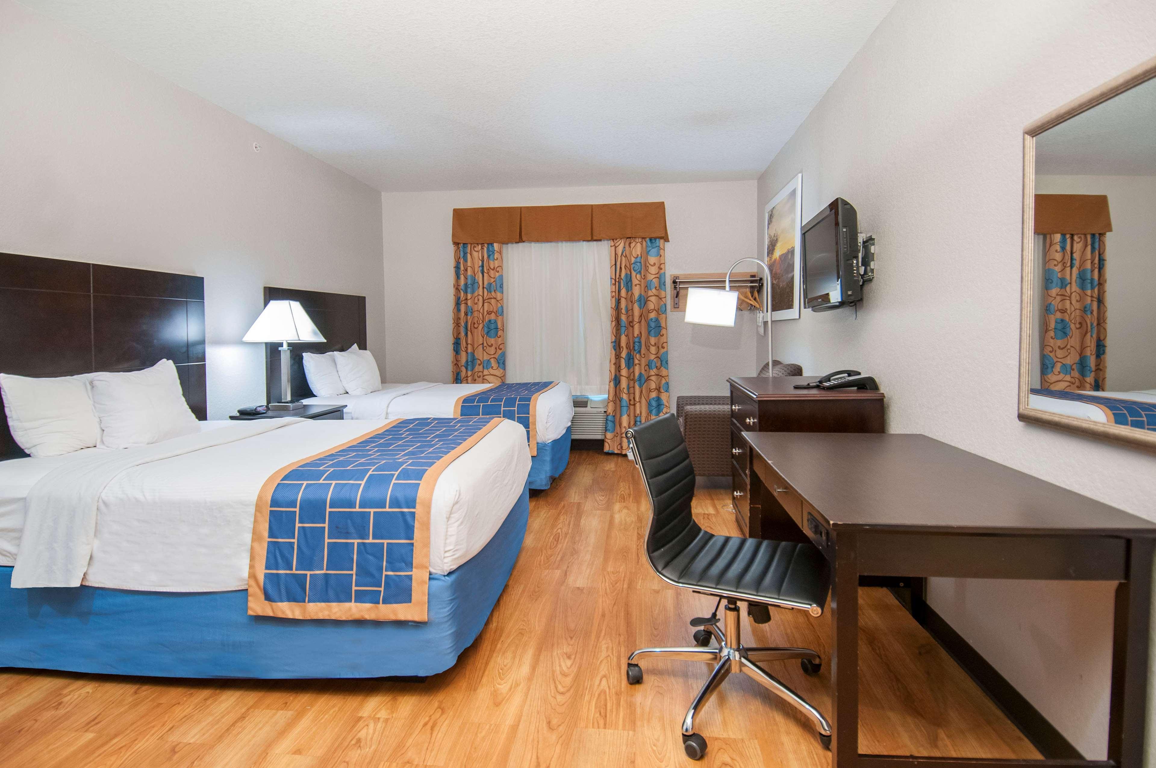 Studio 6 San Antonio - East Екстер'єр фото