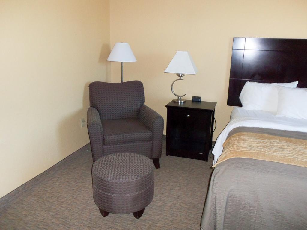 Studio 6 San Antonio - East Екстер'єр фото